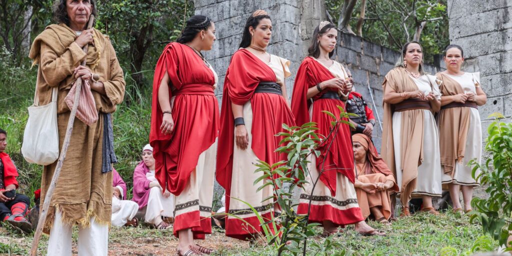 trabalho-e-estudo:-comerciantes-em-via-sacra-no-df-buscam-sonhos