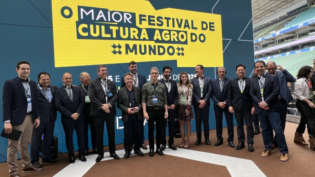 em-sao-paulo,-governador-destaca-agro-mineiro-em-um-dos-maiores-eventos-do-setor-no-mundo