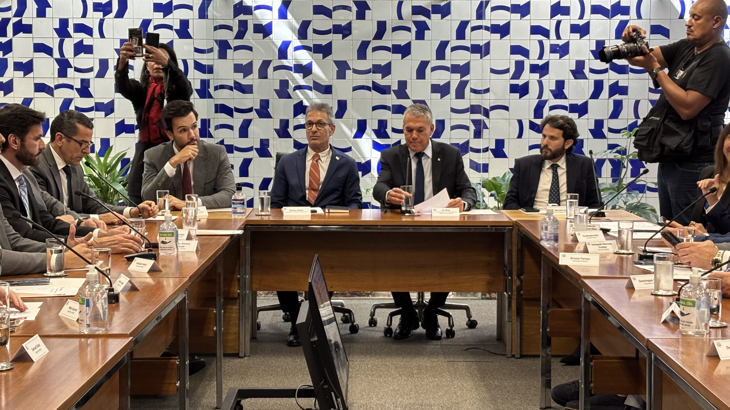 em-brasilia,-governador-de-minas-lidera-discussoes-com-chefes-dos-poderes-e-deputados-para-derrubadas-de-vetos-do-propag