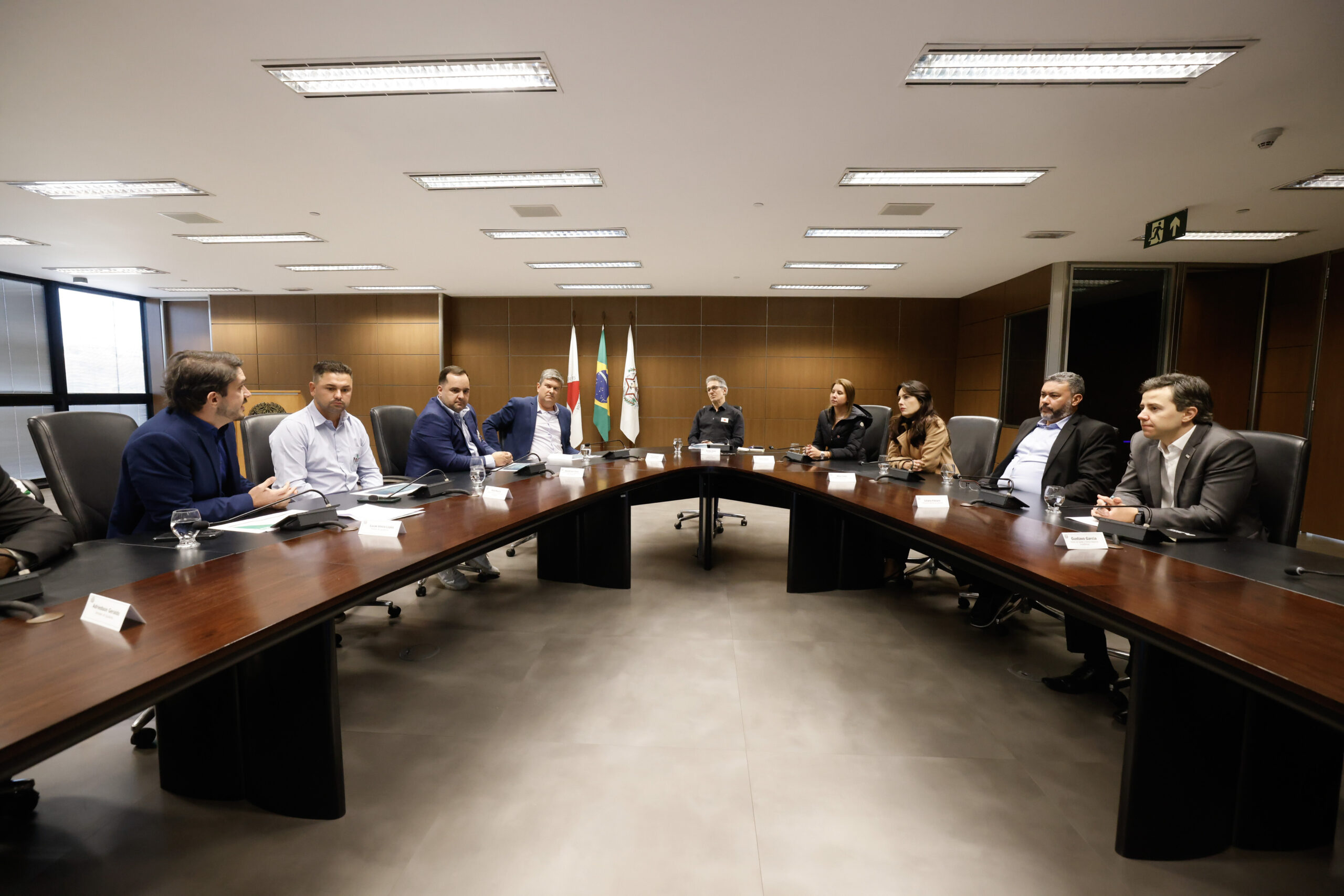 com-apoio-do-governo-de-minas,-empresa-de-fertilizantes-anuncia-investimento-de-r$-60-milhoes-no-centro-oeste-do-estado