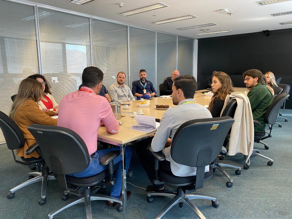 governo-de-minas-e-municipios alinham-aplicacao-de-r$-12-bilhoes-do-acordo-de-mariana-em-saude