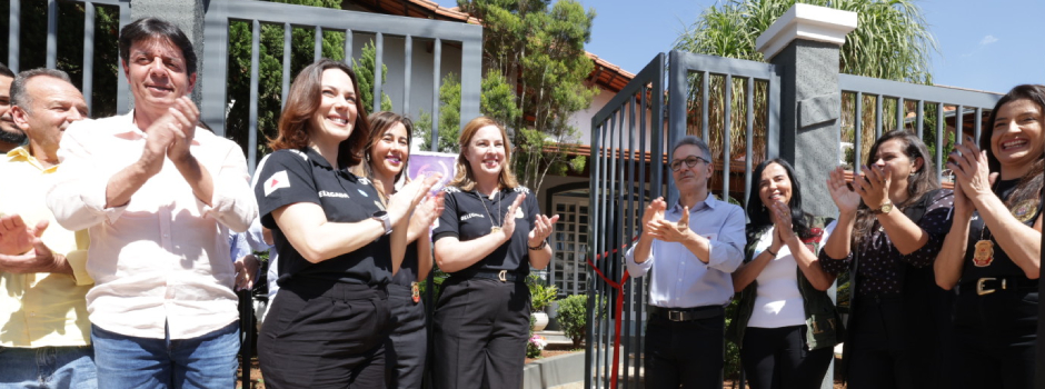 governo-de-minas-entrega-nova-sede-da-delegacia-de-atendimento-a-mulher-em-ibirite