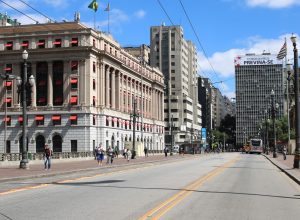 dia-do-trabalhador:-o-que-abre-e-o-que-fecha-em-sao-paulo