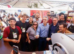 governador-participa-de-feira-de-agronegocios-em-tres-coracoes